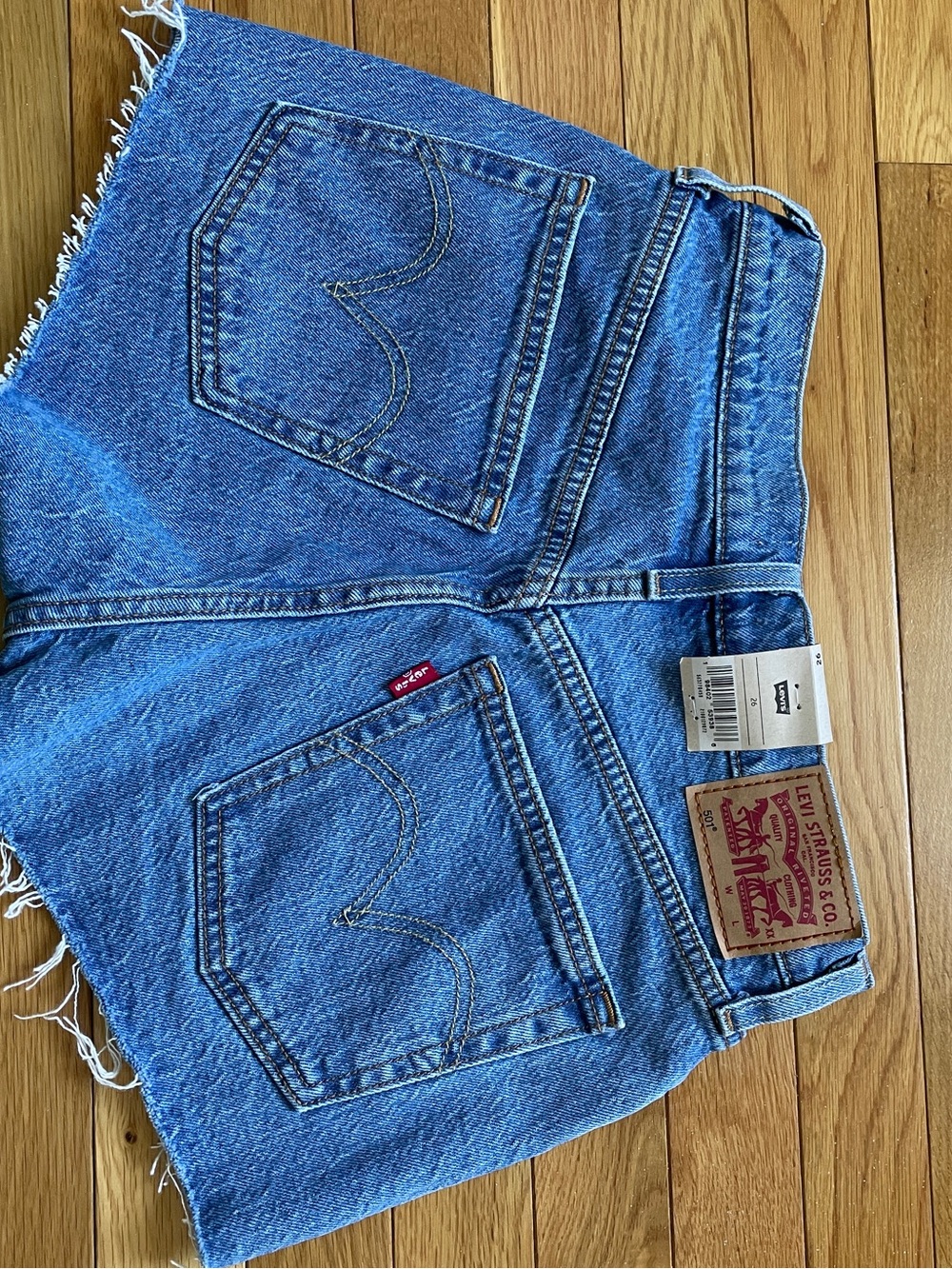 Levi's 501 Original Shorts NWT Ladies sz 26 High Rise Blue Buttons Closure